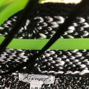 Long cardi/ no sleeves